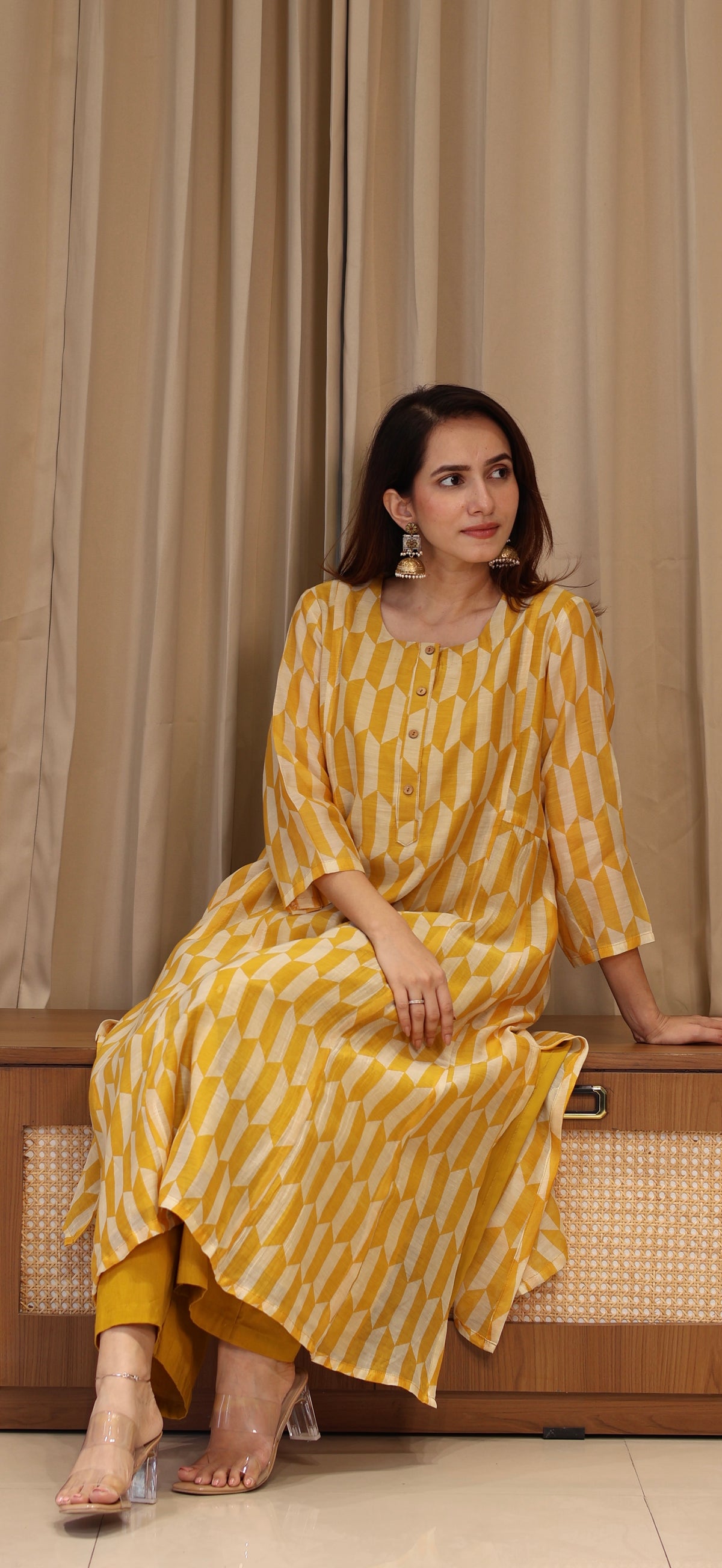 Ismat Mul Chanderi Kurta Set - Yellow