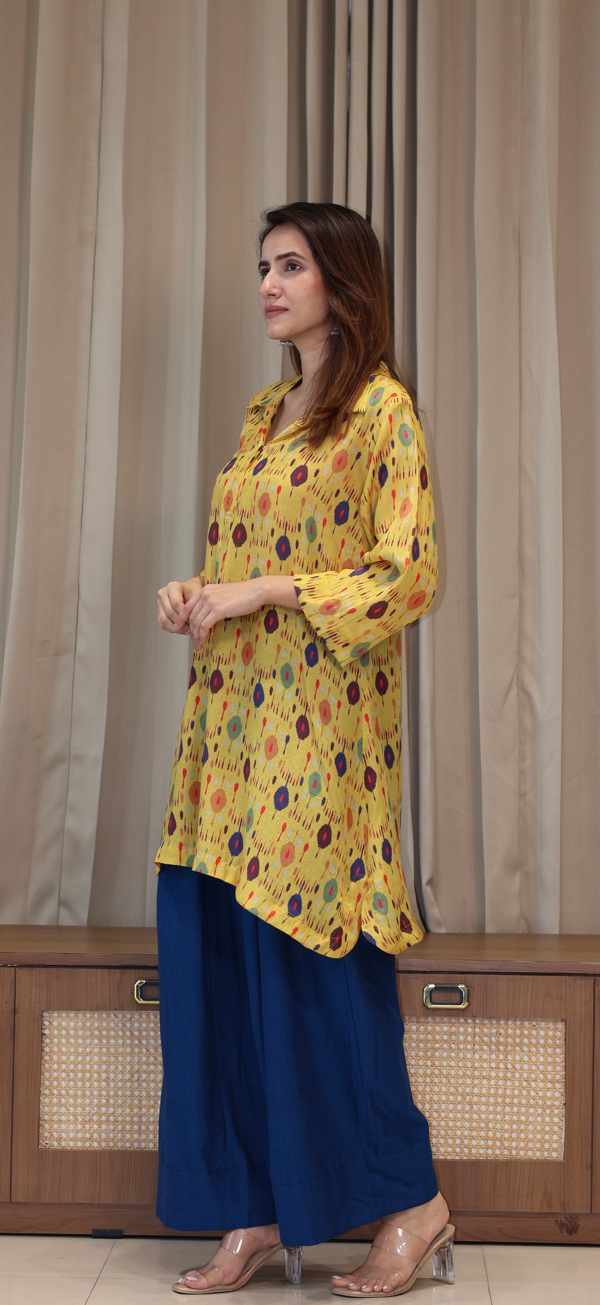 Yellow Ikkat Print Cotton Silk Kurta With Farsi Bottom