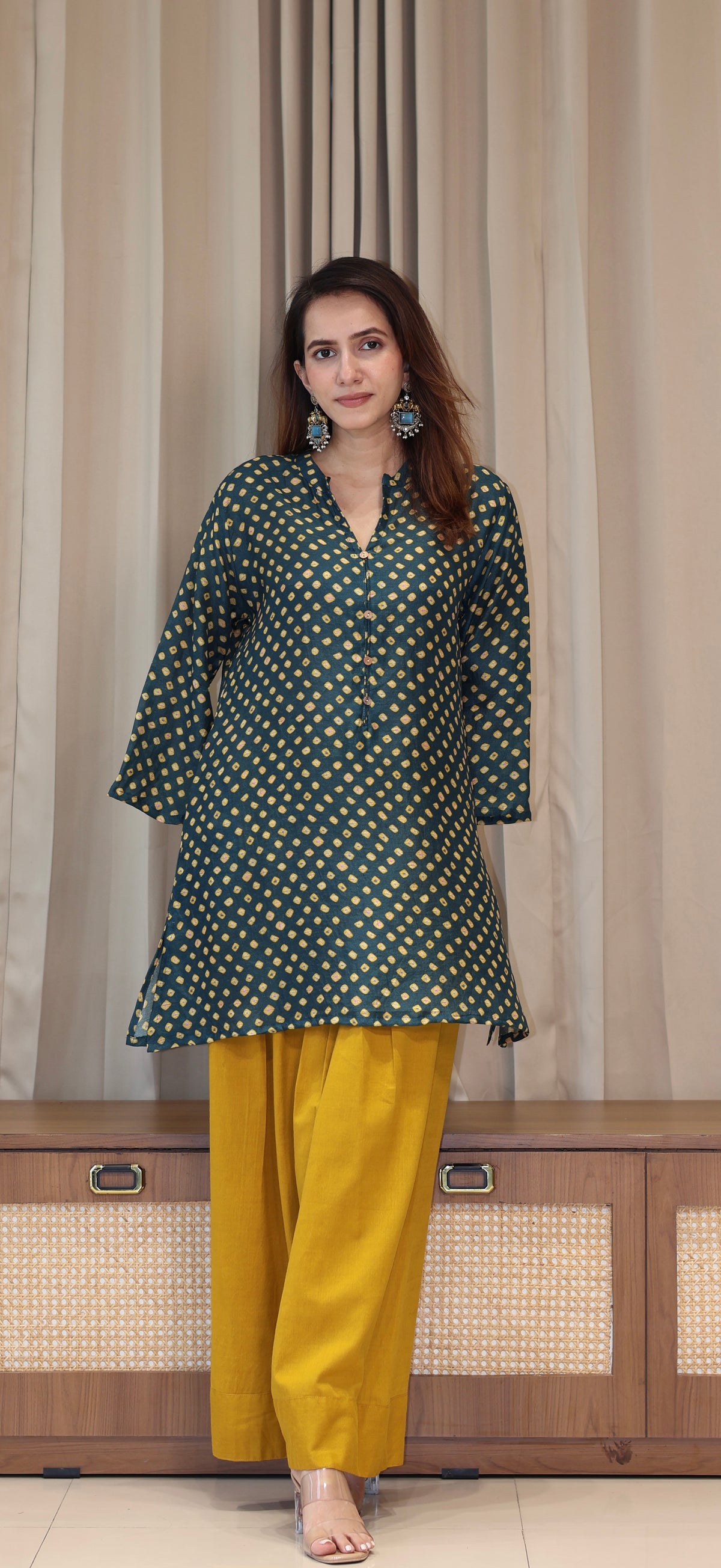 Green Bandhani Print Cotton Silk Kurta With Farsi Bottom