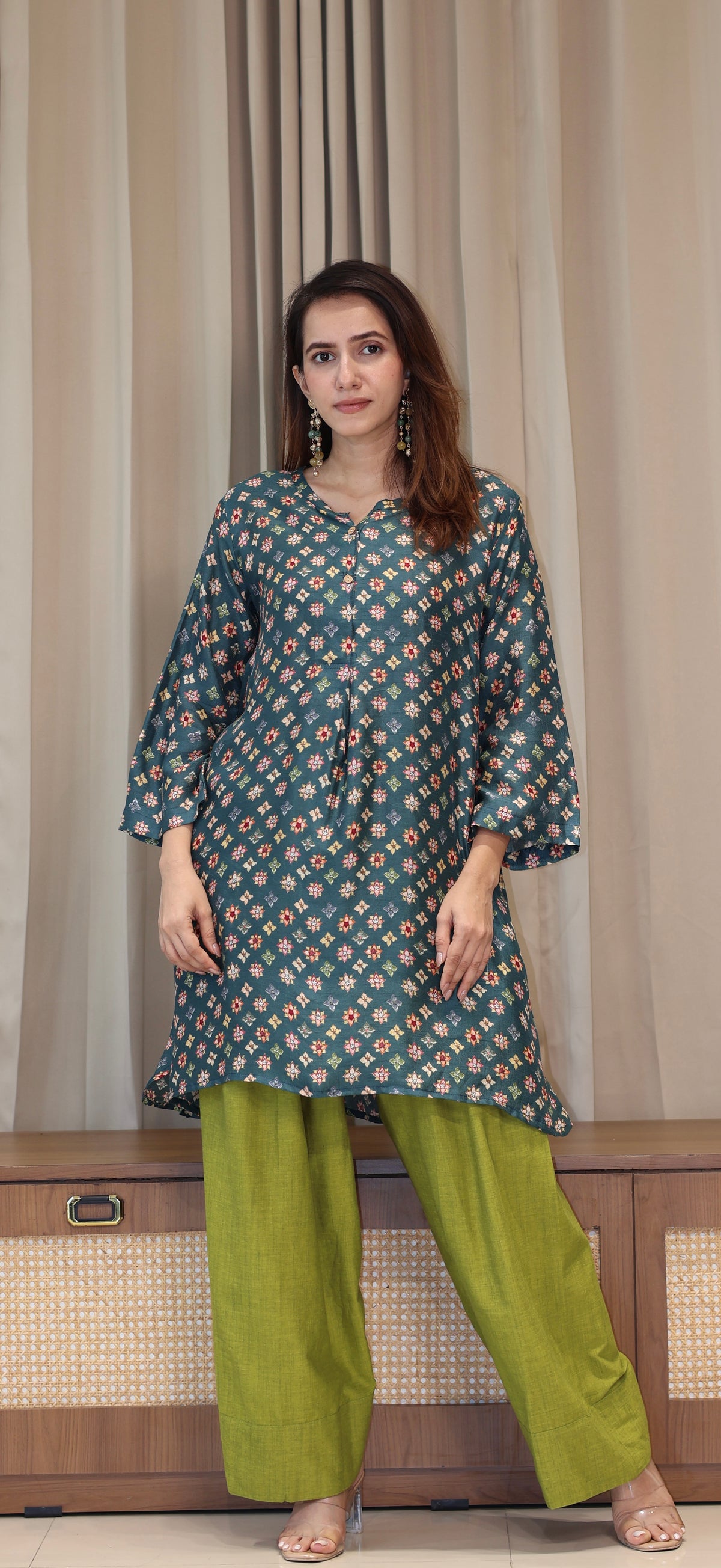Teal Small Floral Print Cotton Silk Kurta With Farsi Bottom