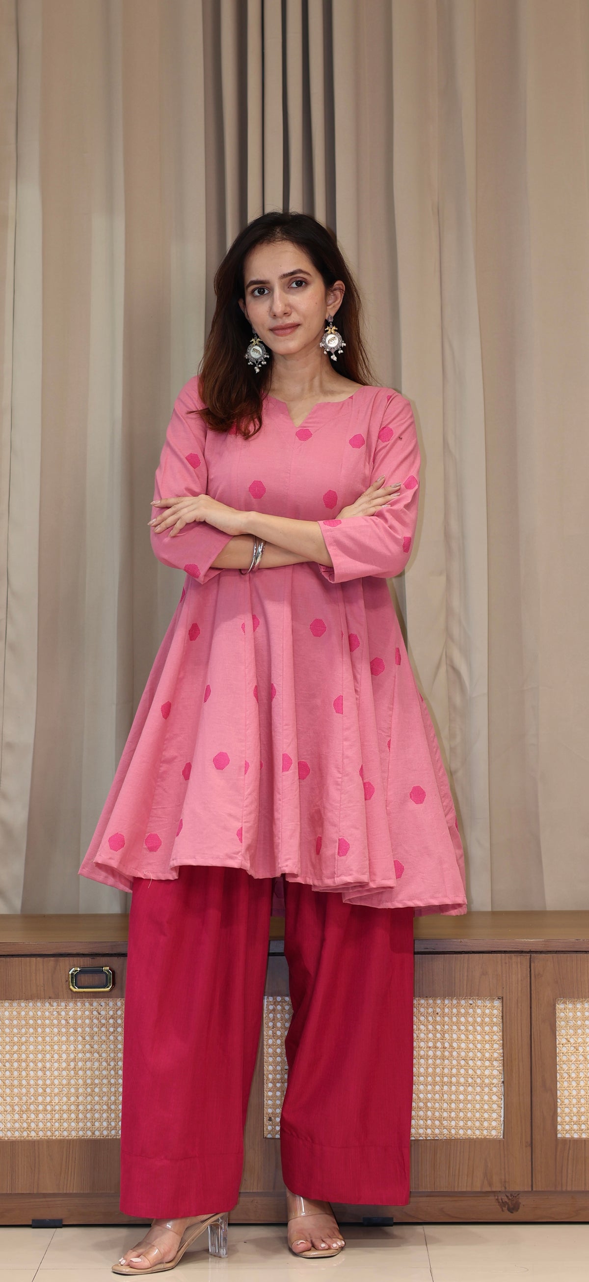 Kajol Handwoven Cotton Kali Kurta Set - Pink
