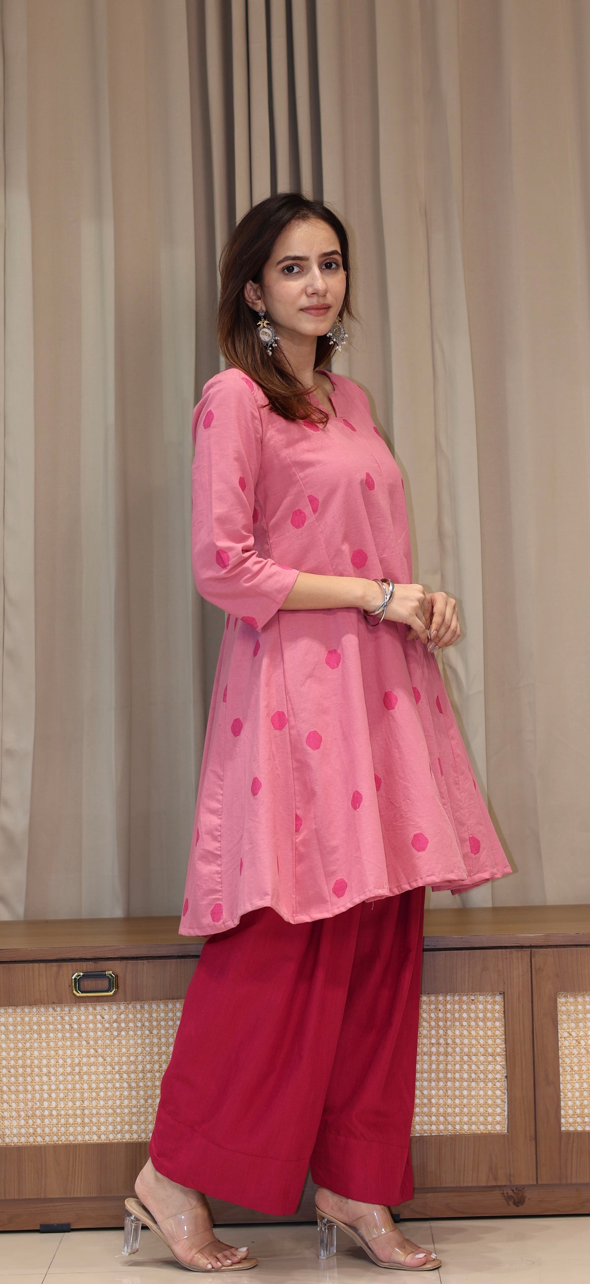 Kajol Handwoven Cotton Kali Kurta Set - Pink