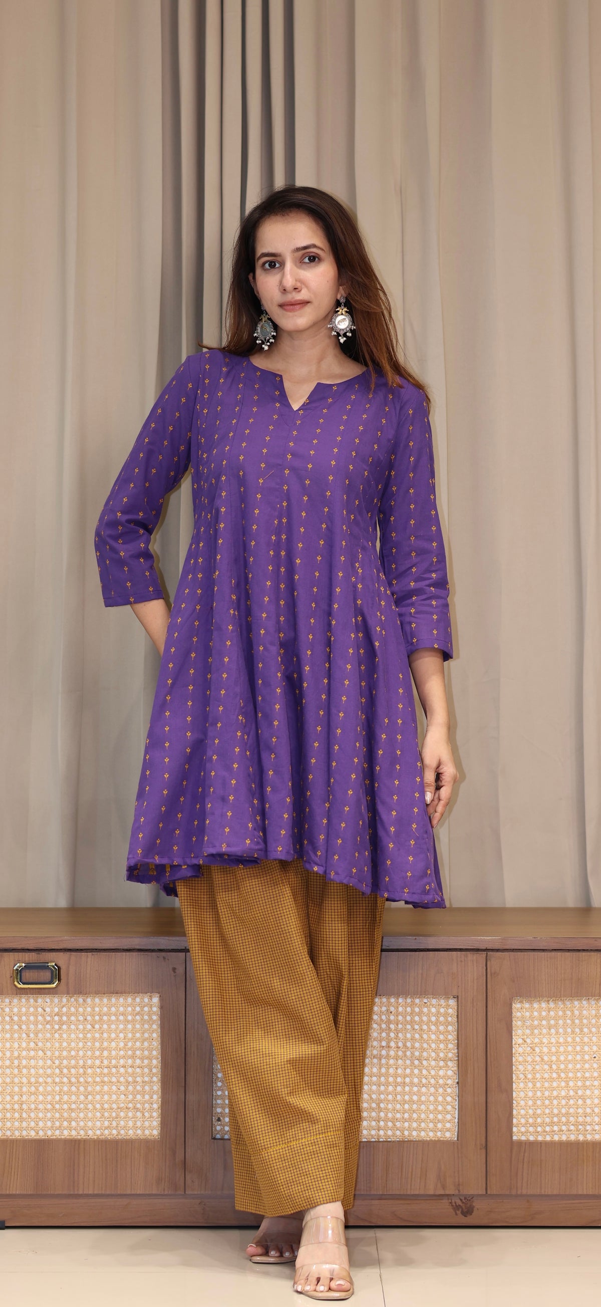 Purple/Yellow Butti Handwoven Cotton Kali Kurta With Checkered Farsi Bottom