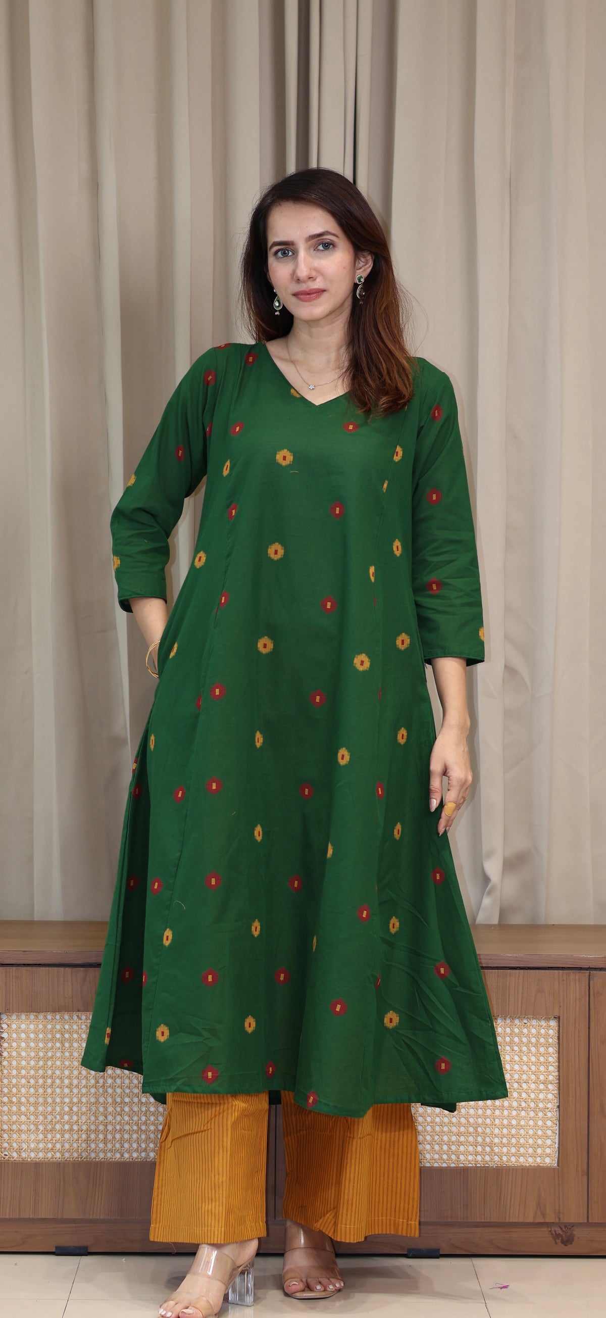 Shriya Handwoven Cotton Kurta- Green/Yellow