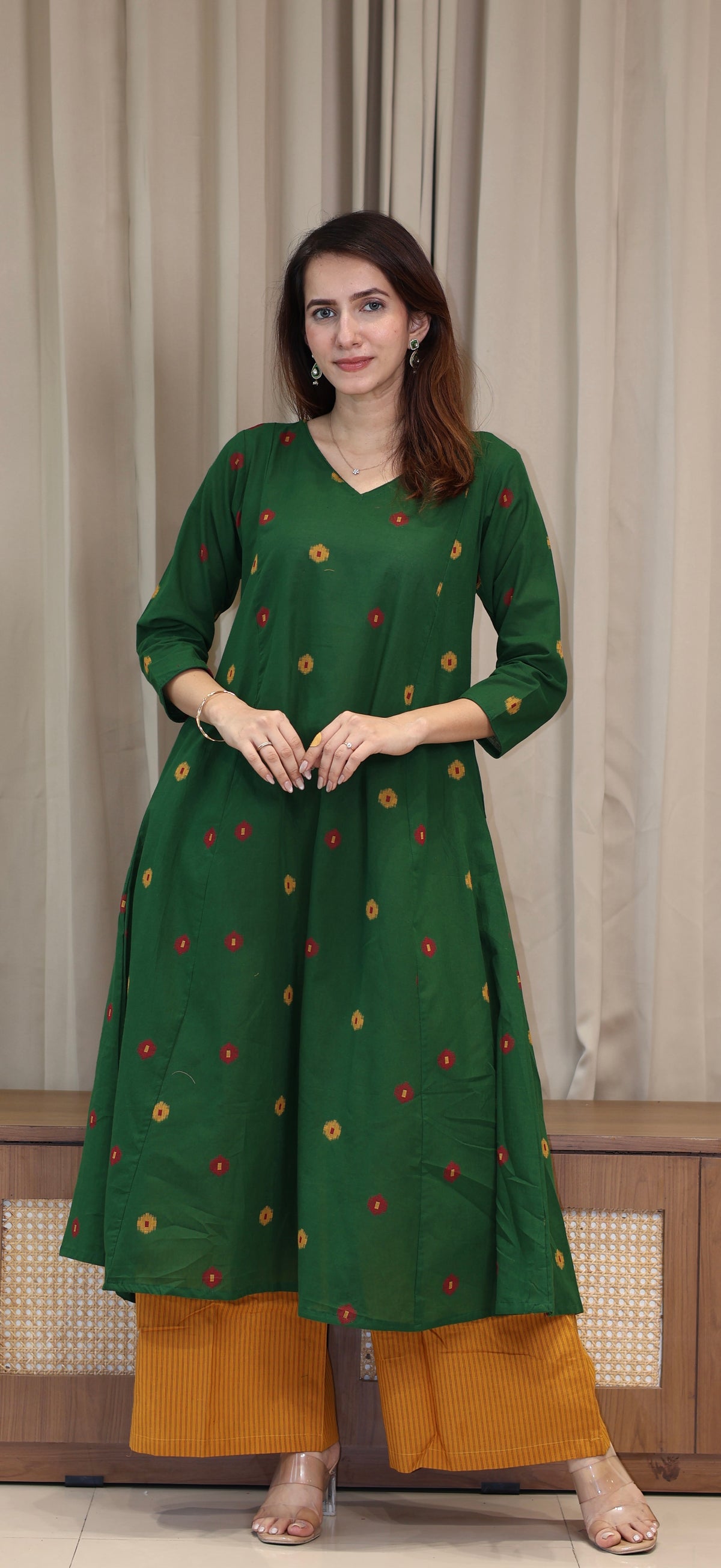 Shriya Handwoven Cotton Kurta- Green/Yellow