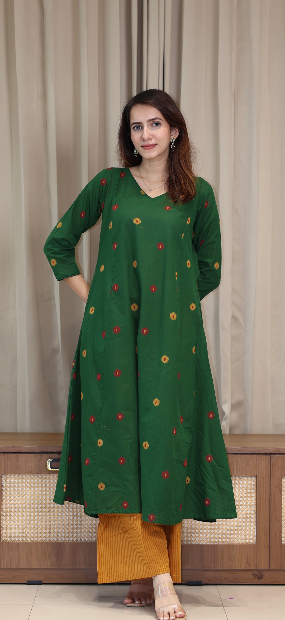 Shriya Handwoven Cotton Kurta- Green/Yellow