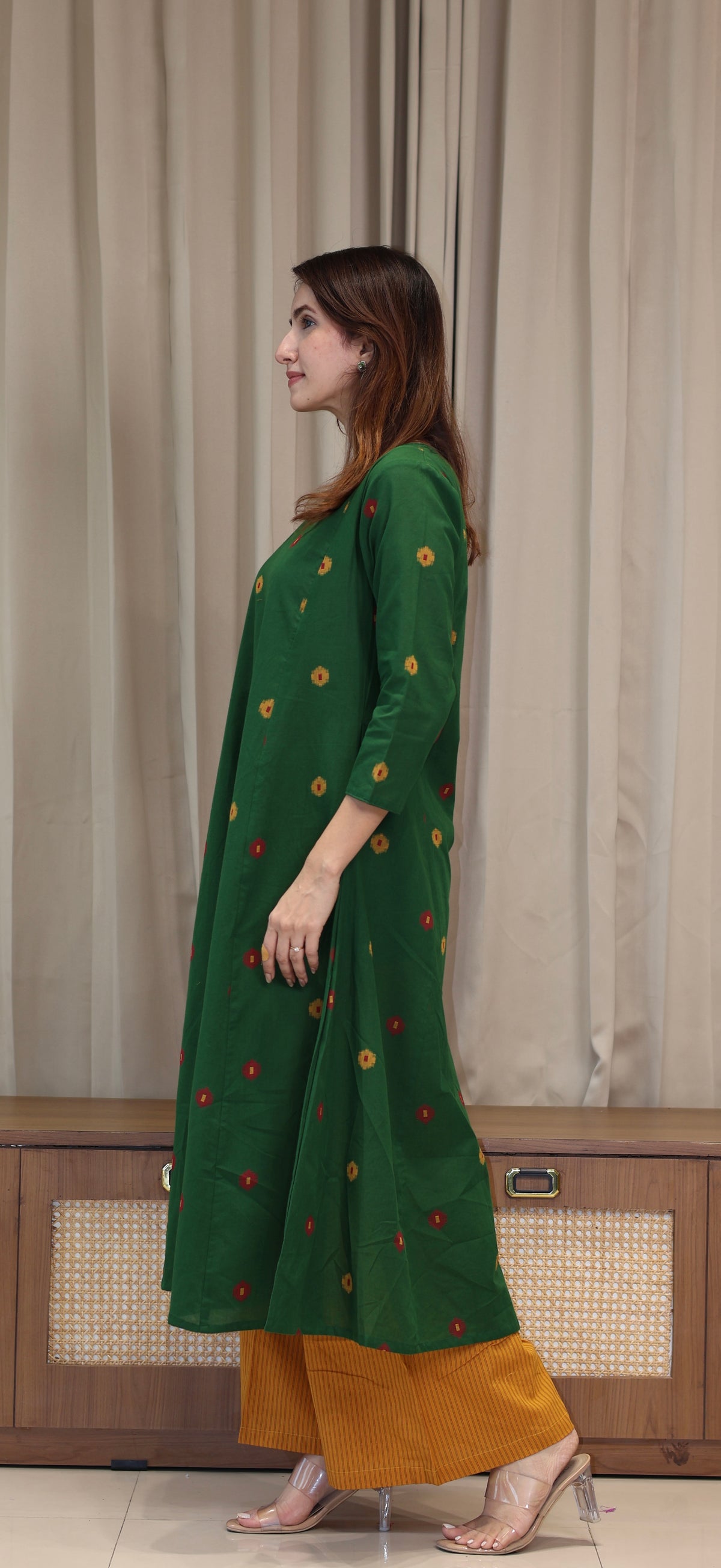 Shriya Handwoven Cotton Kurta- Green/Yellow