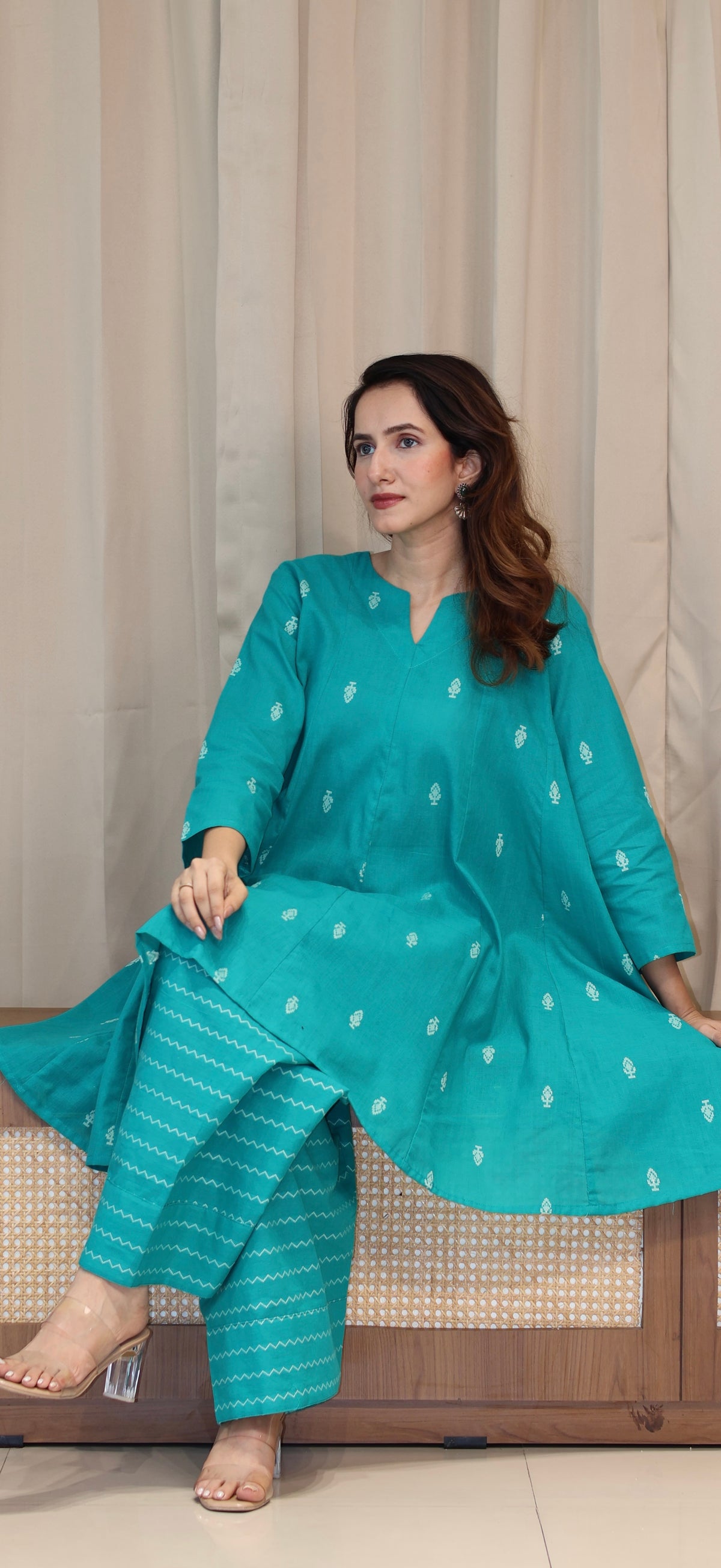 Kalindi Handwoven Cotton Kali Kurta Set - Turquoise