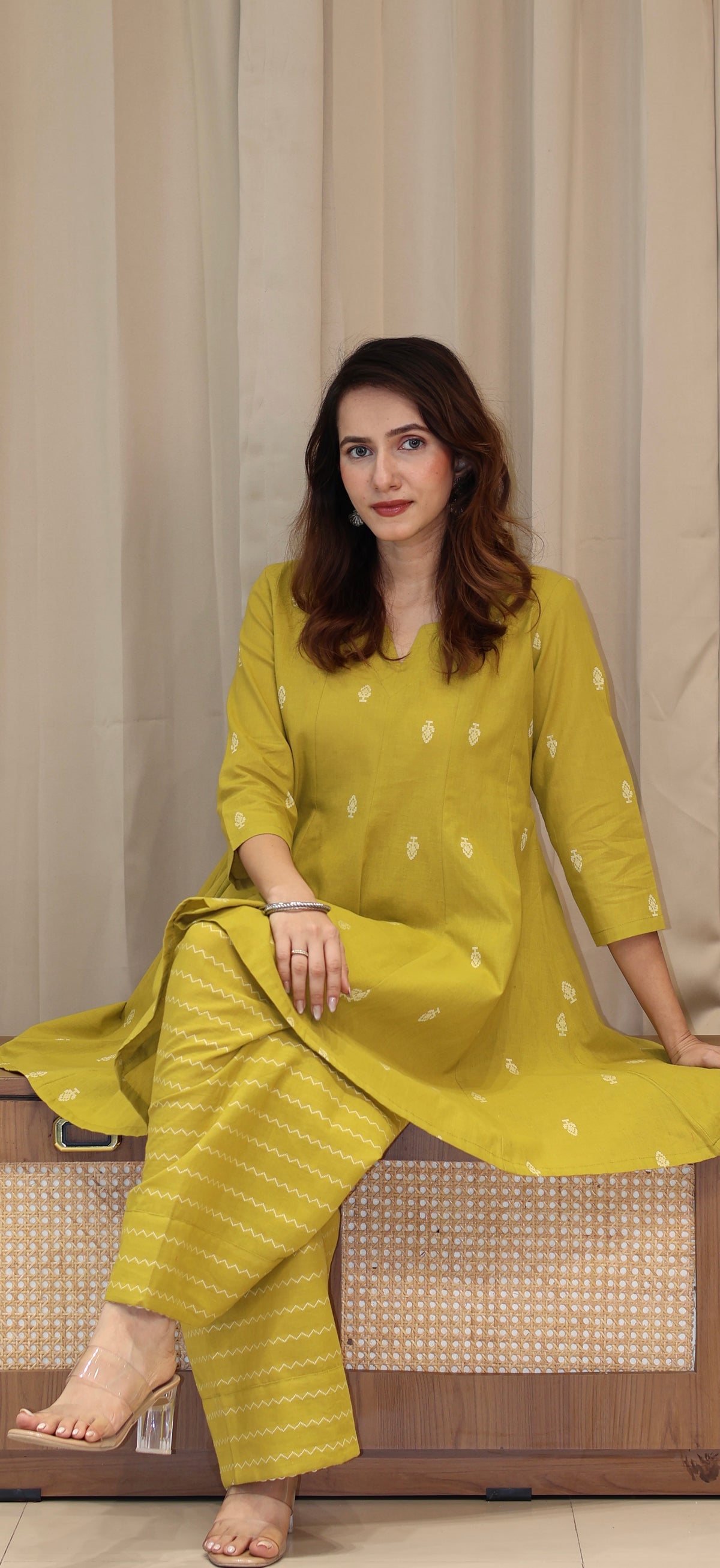 Konen Handwoven Cotton Kali Kurta Set - Lime Green