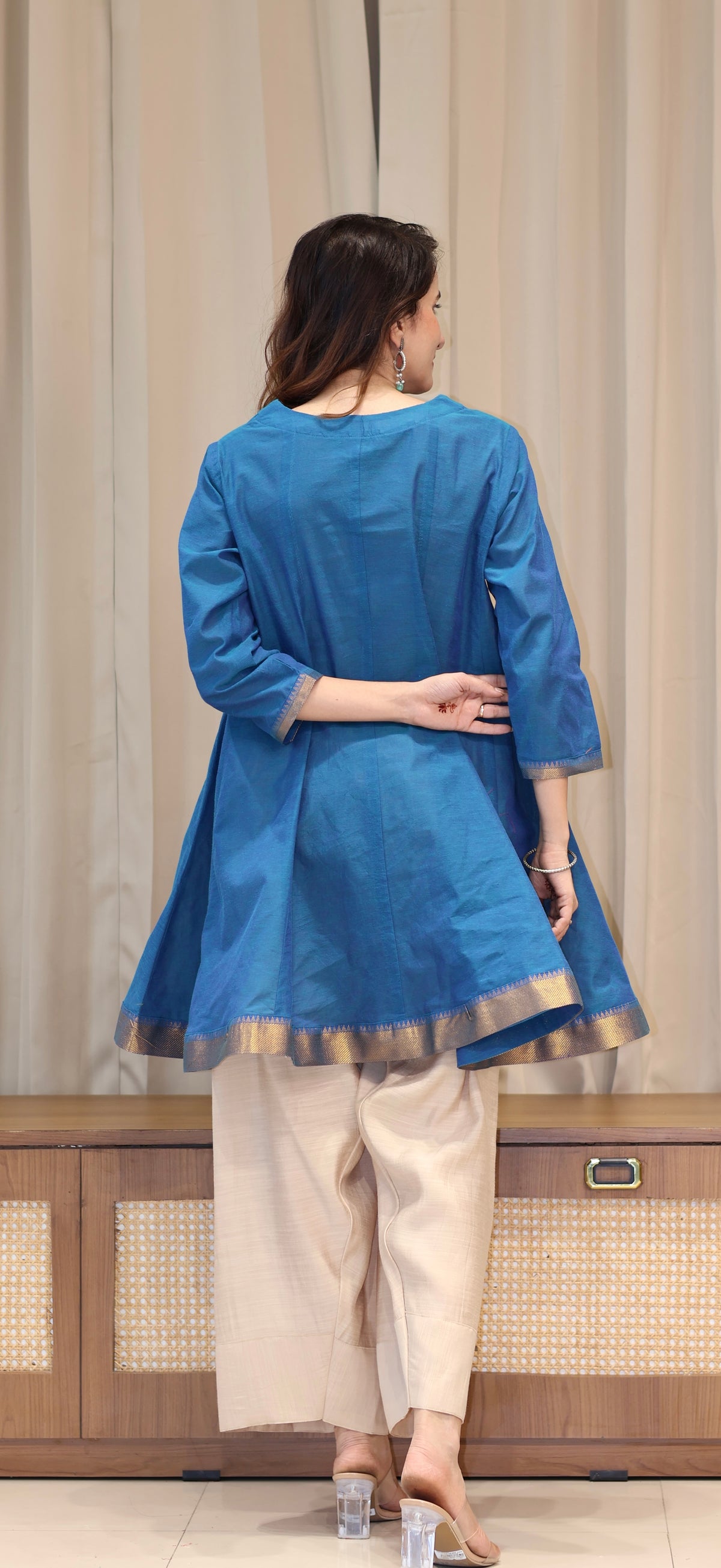 Aanchal Mangalgiri Cotton Kali Kurta Set With Nizam Border - Blue