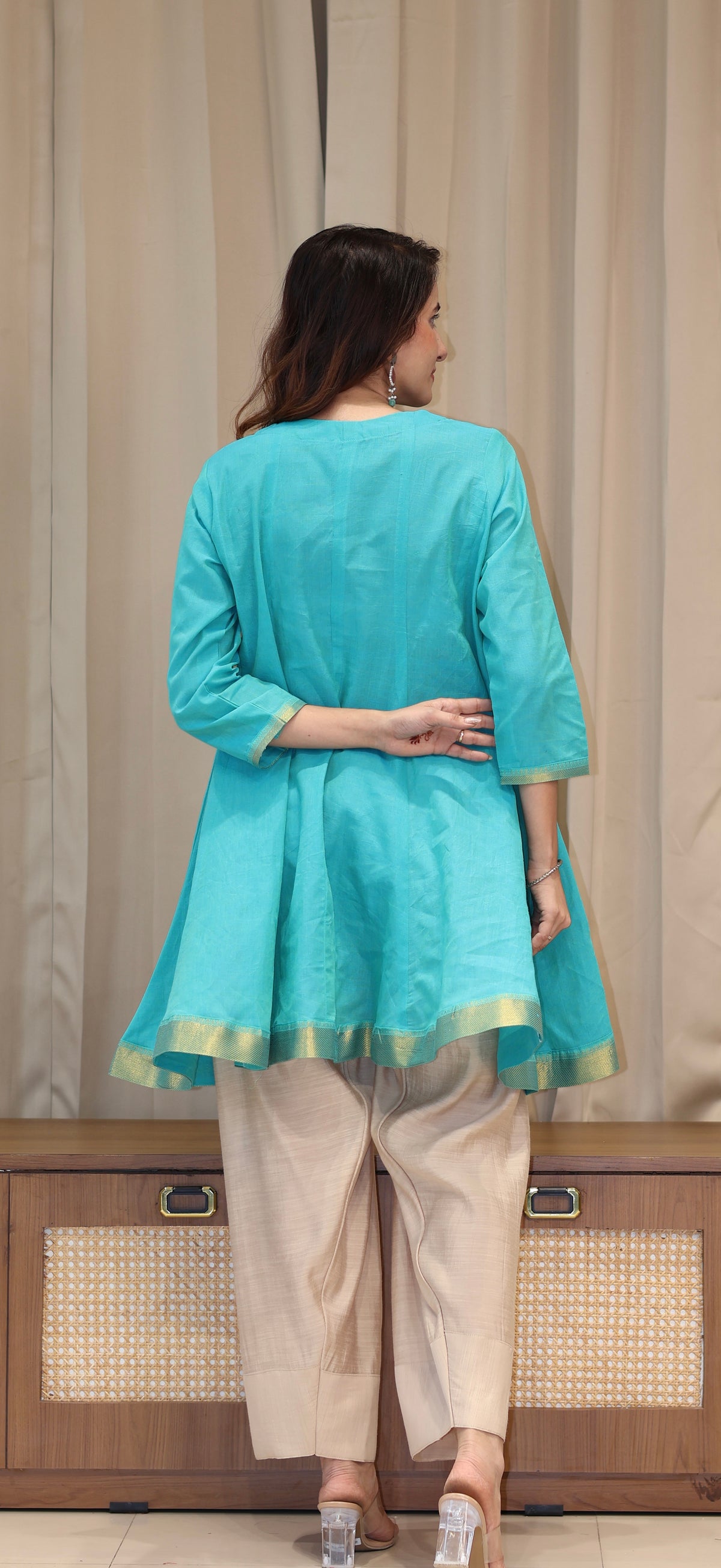 Manali Mangalgiri Cotton Kali Kurta Set With Nizam Border - Turquoise