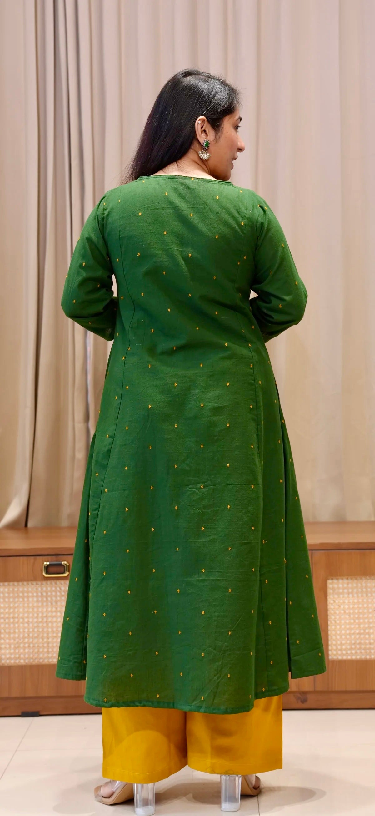 Tulika Handwoven Cotton Kurta - Dark Green