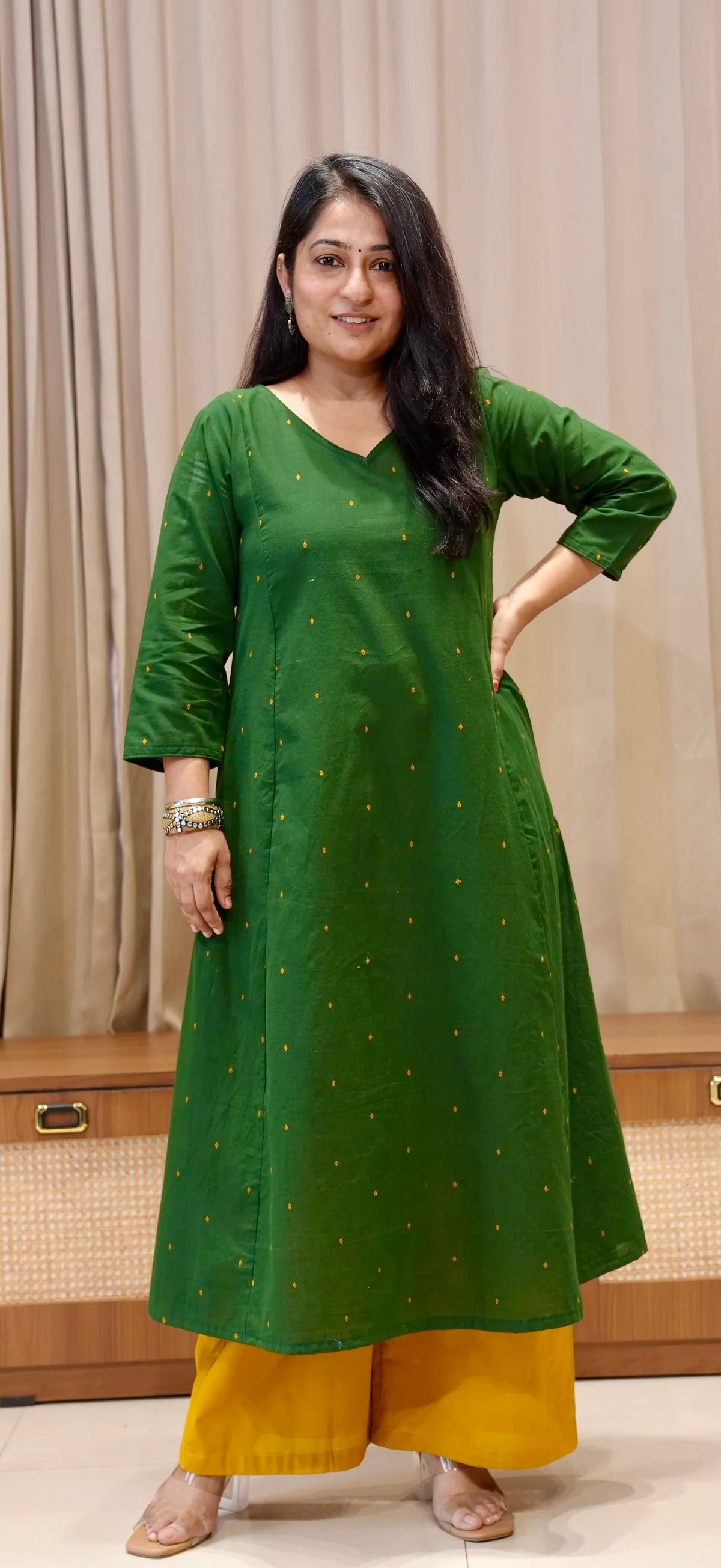 Tulika Handwoven Cotton Kurta - Dark Green