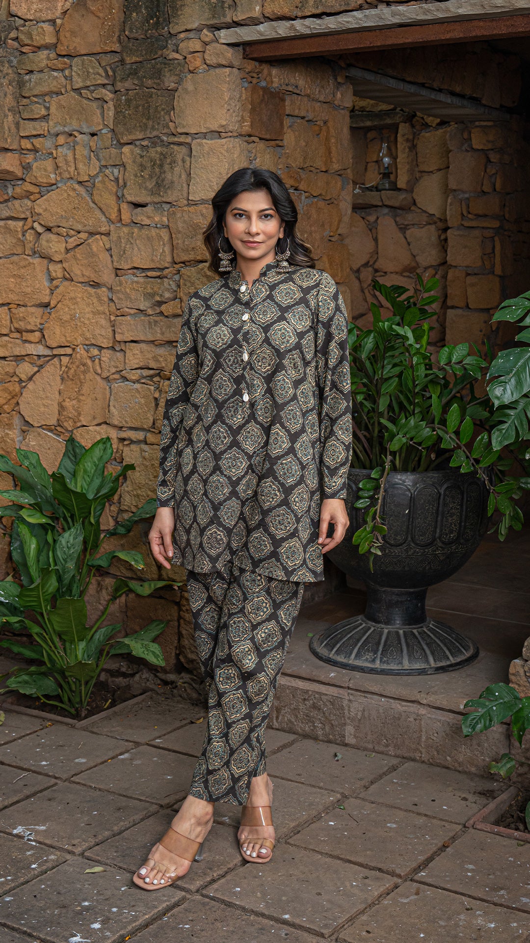 Ayeza Ajrakh Co-ord Set In Cotton - Charcoal