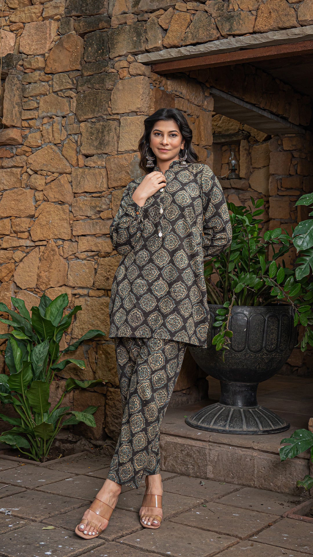 Ayeza Ajrakh Co-ord Set In Cotton - Charcoal