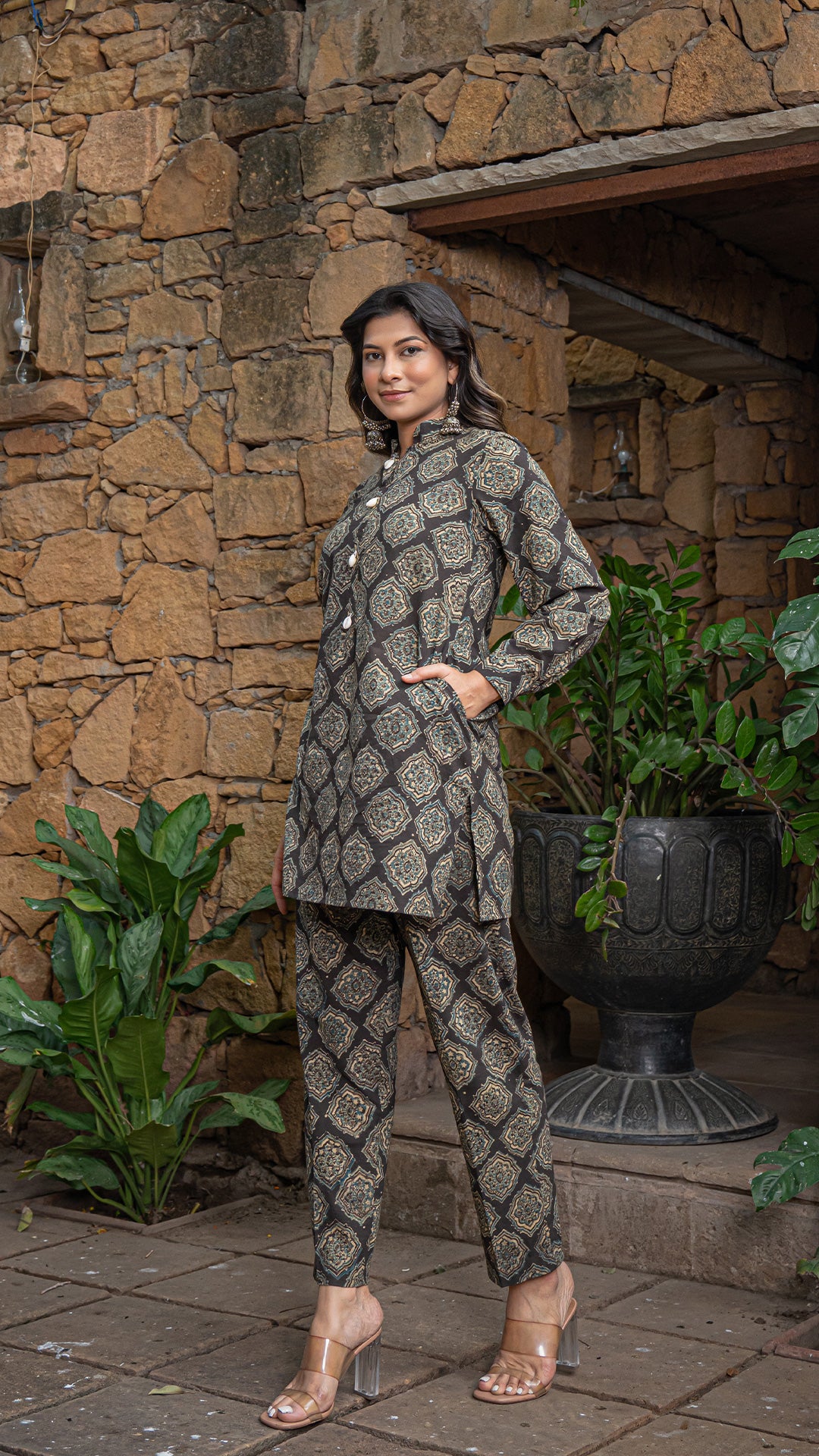 Ayeza Ajrakh Co-ord Set In Cotton - Charcoal