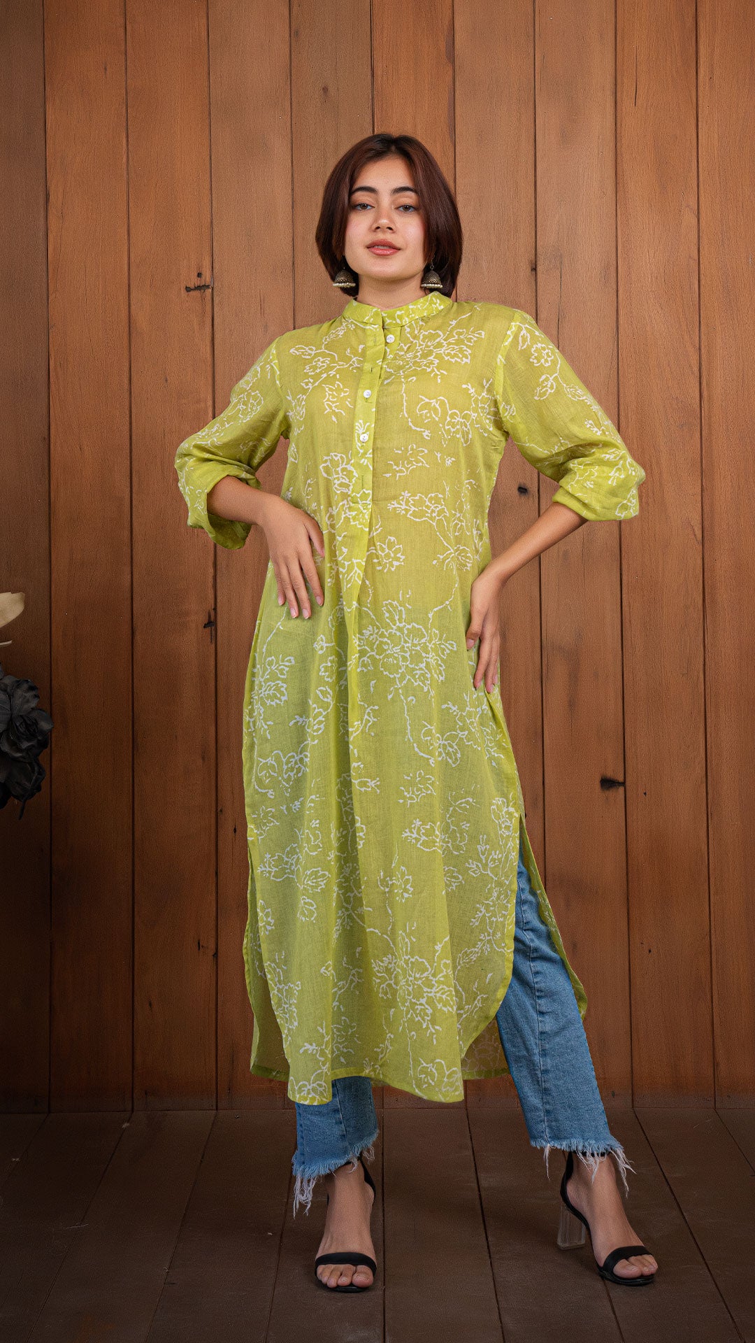 Juhi Mul Cotton Jabha - Lime Green