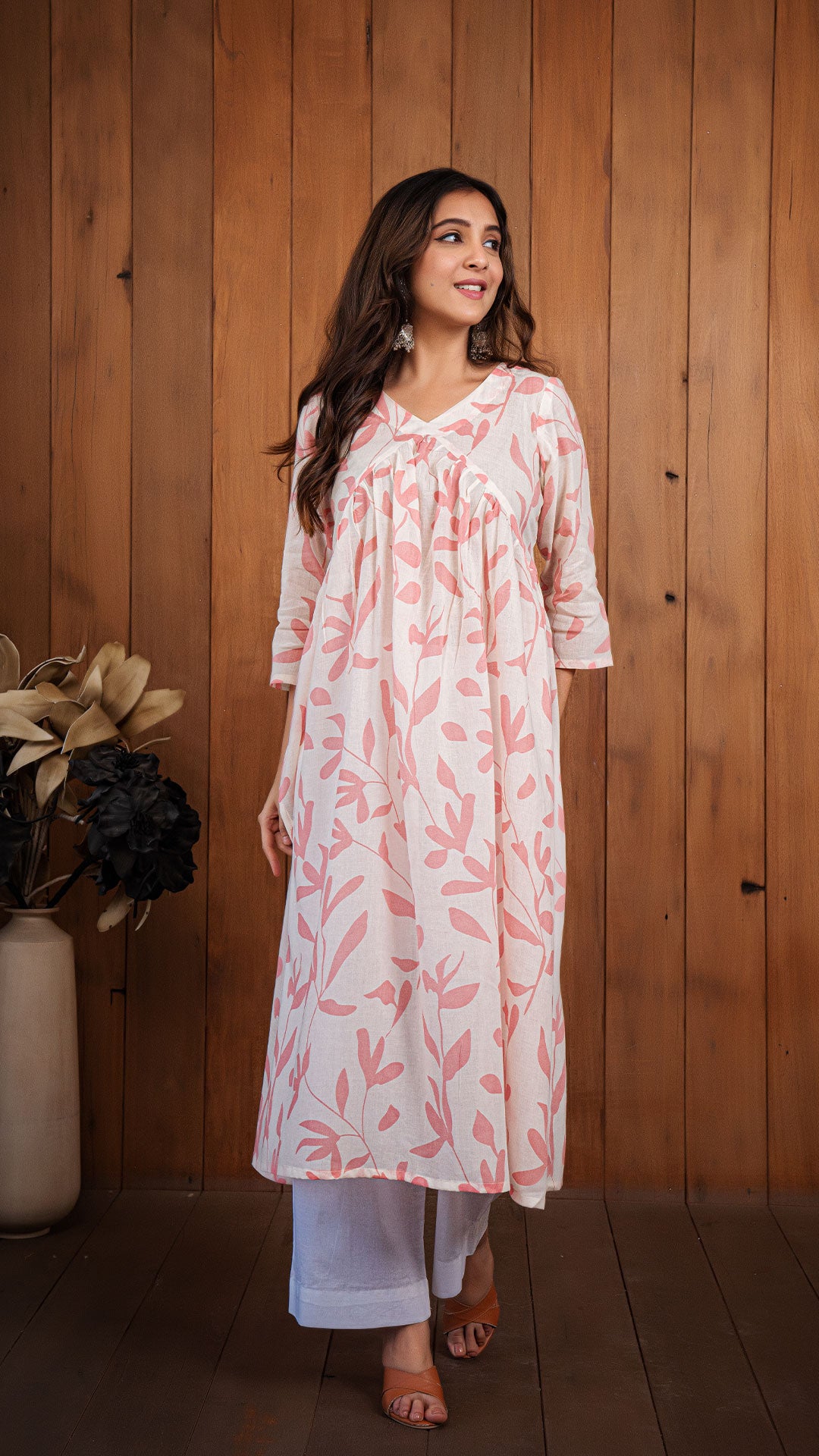 Diipa Mul Cotton Kurta - White/Peach