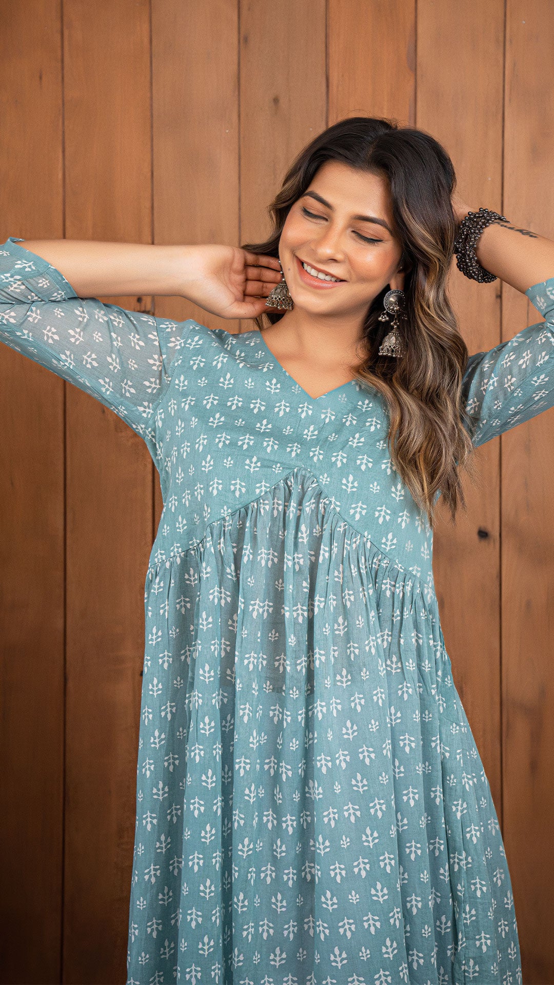 Brahmi Mul Cotton Kurta - Teal Blue