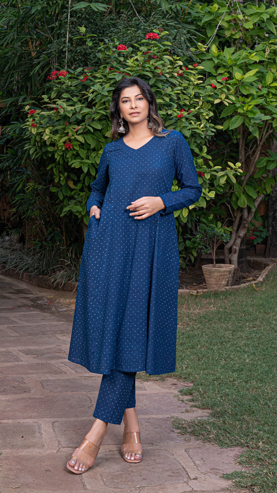 Aaisha Dabu Rai Dana Kali Kurta In Cotton