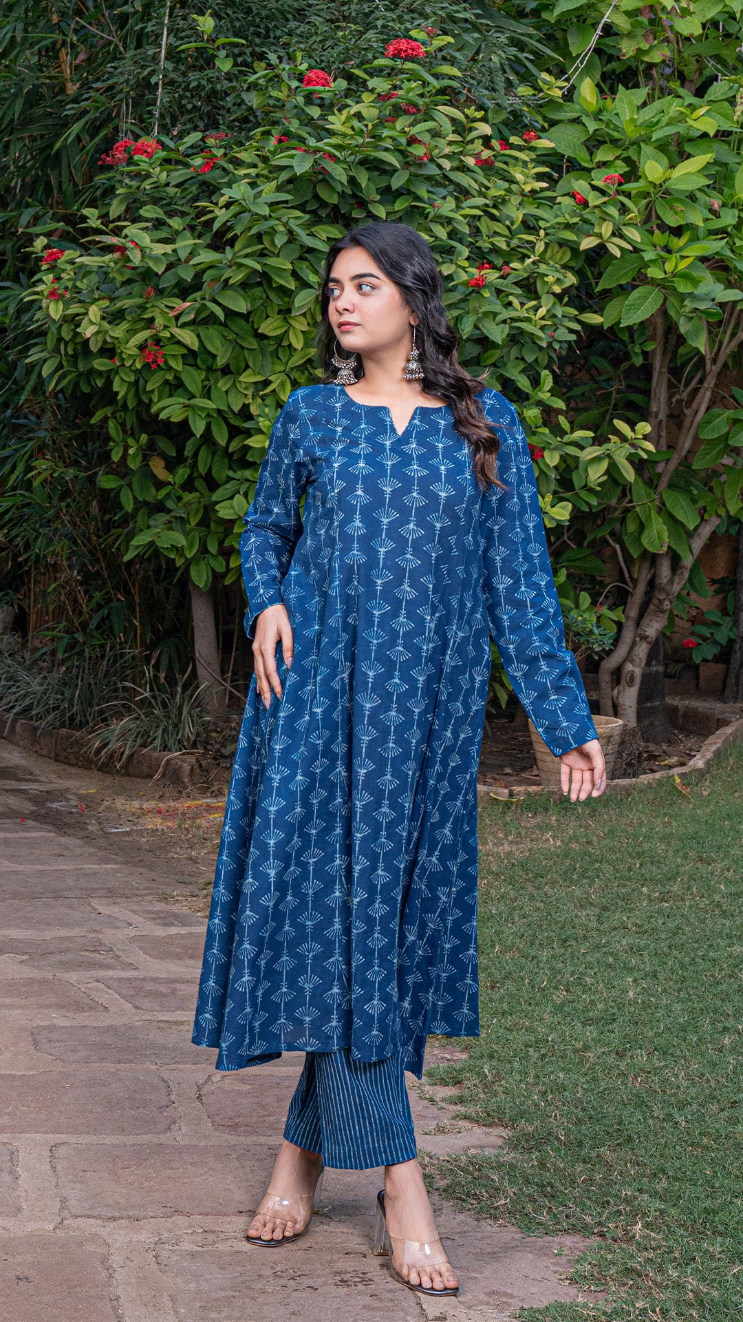 Aachal Dabu Dandelion Block Print Kali Kurta In Cotton