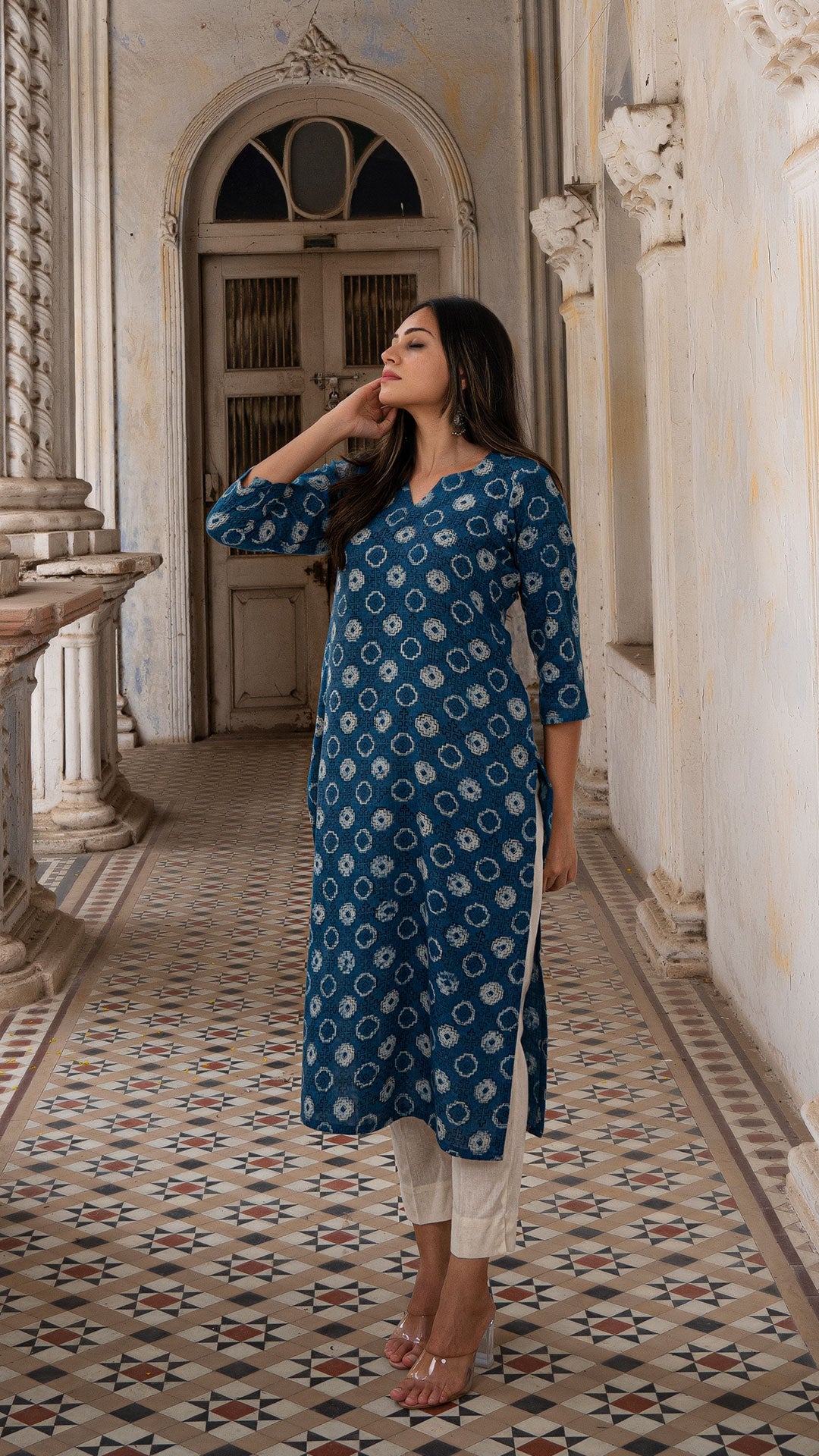 Aaina Indigo Hand Blocked Cotton Linen Kurta