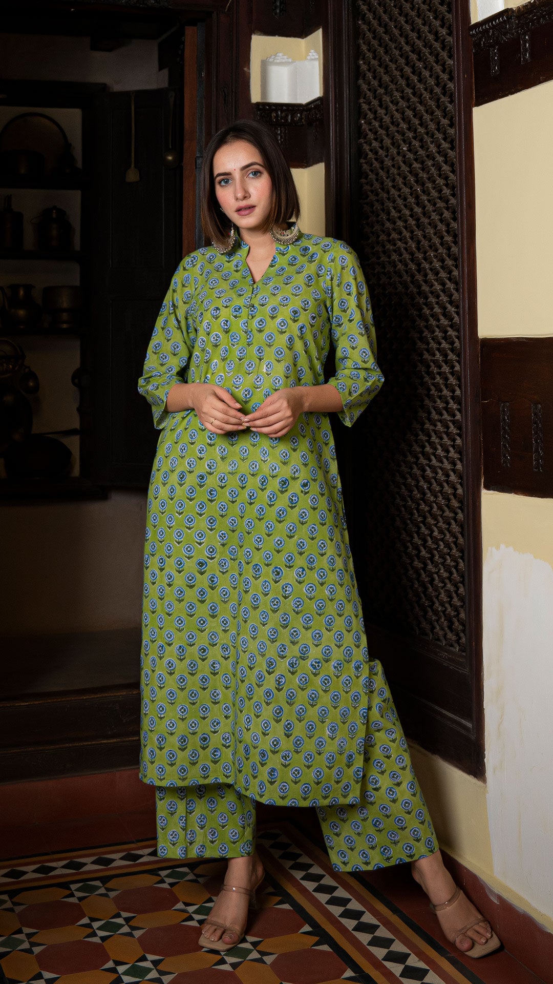 Palak Sanganeri Hand Block Cotton Kurta In Green