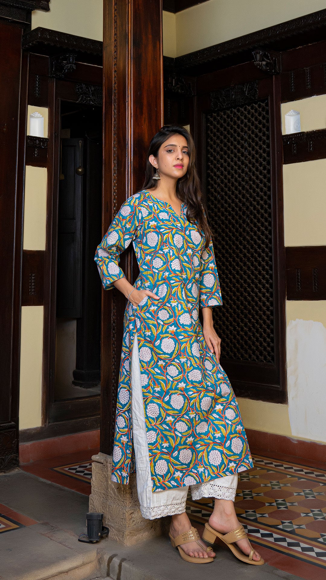 Mausam Sanganeri Hand Block Cotton Kurta In Blue